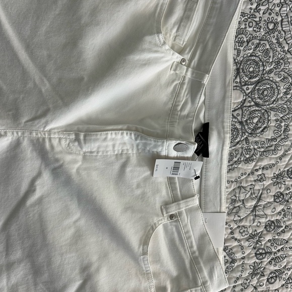 Lane Bryant NWT capri pants - Picture 3 of 3